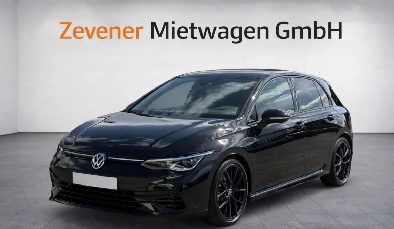 VW Golf 8R